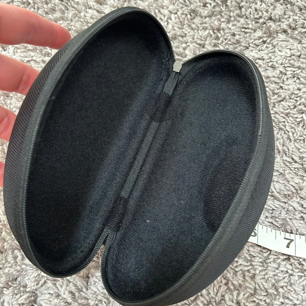 Oakley Soft Vault Sunglass Case Black Ballistic Nylon Zippered Hard Shell Case